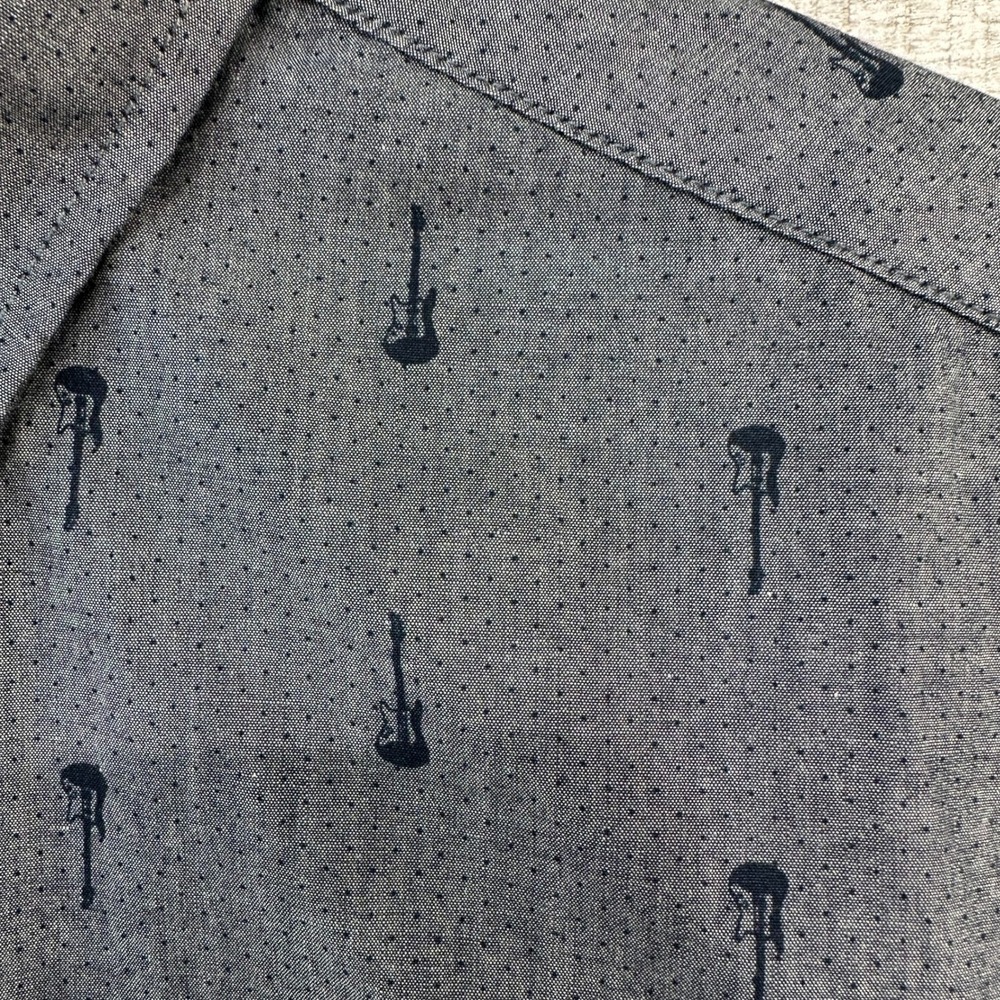 Ben Sherman Mens Navy Dotted Guitar Short Sleeve Button Down Shirt Size Small - Picture 3 of 7